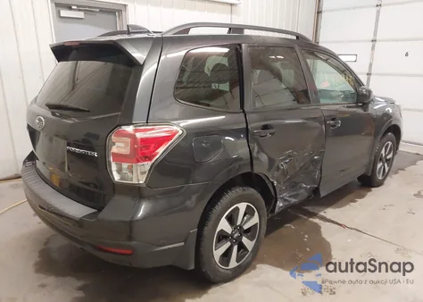 2018 Subaru Forester 2.5I Premium z USA, uszkodzony, nr VIN JF2SJAGC1JH497740